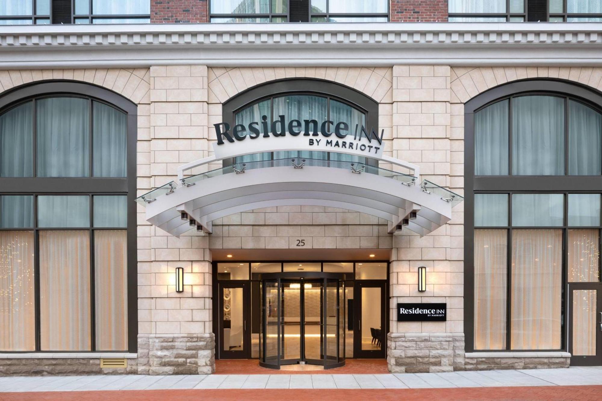 Residence Inn By Marriott Stamford Downtown Exteriör bild